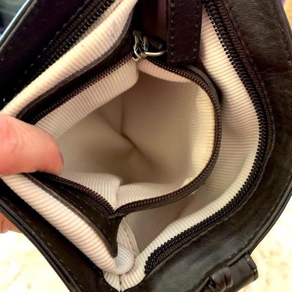 ❤️Radley London EUC Vintage Brown Leather Crossbody Medium Size❤️ - Picture 9 of 14